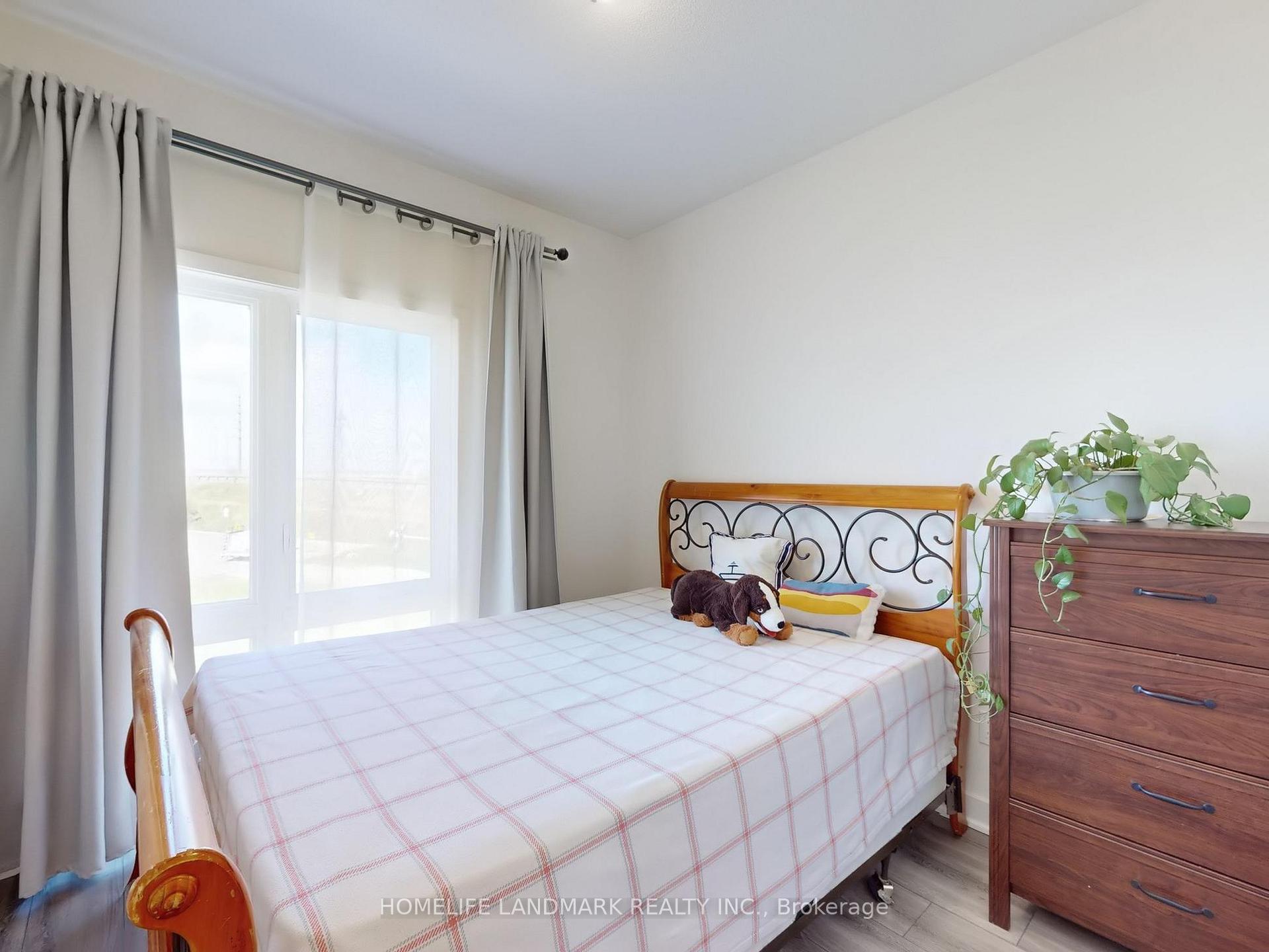 Photo 21 of 22 Carpaccio Avenue, Vaughan, Vellore Village — HOMEH