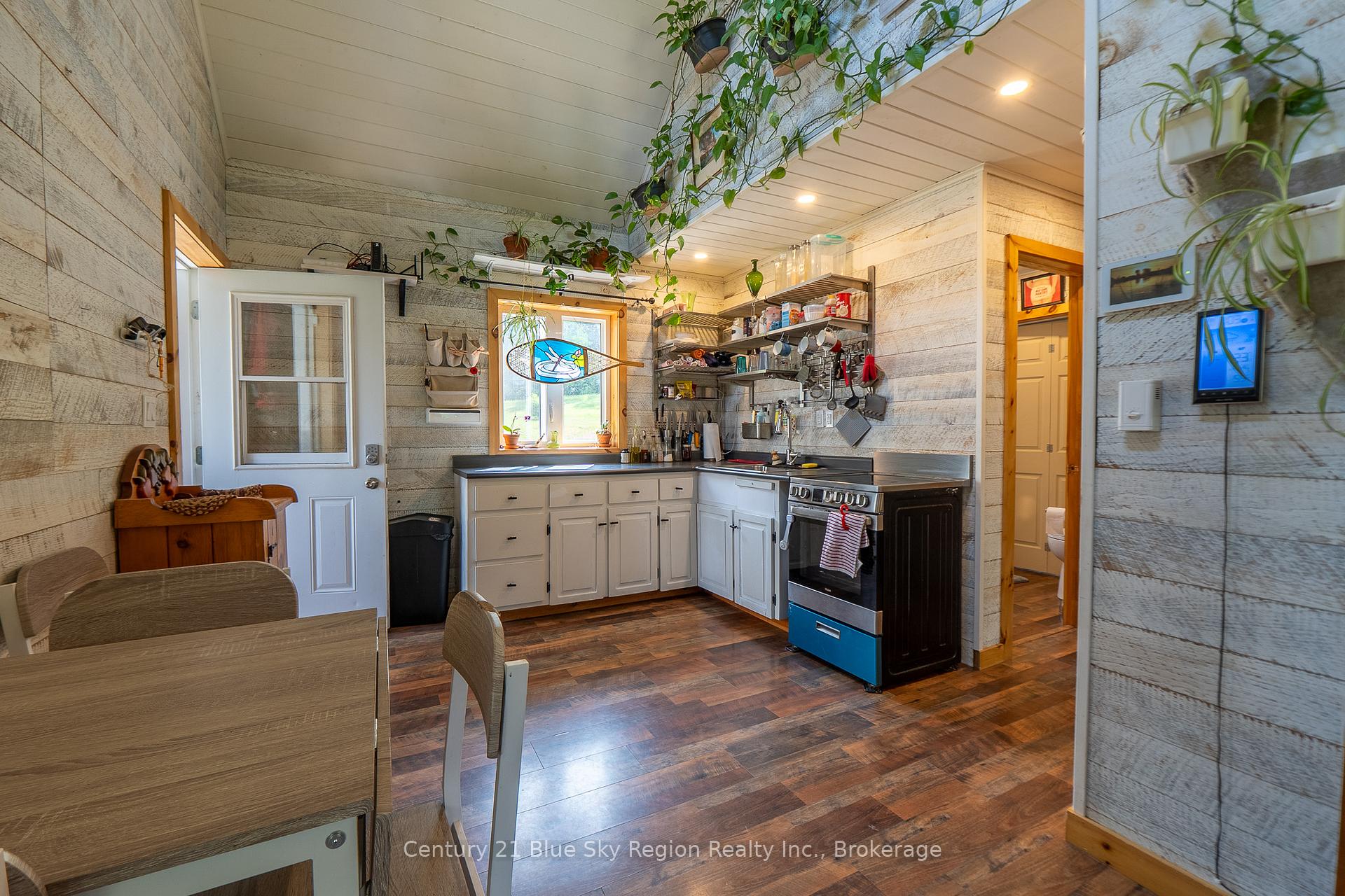 Photo 2 of 30 Pautois Road, Calvin — HOMEH