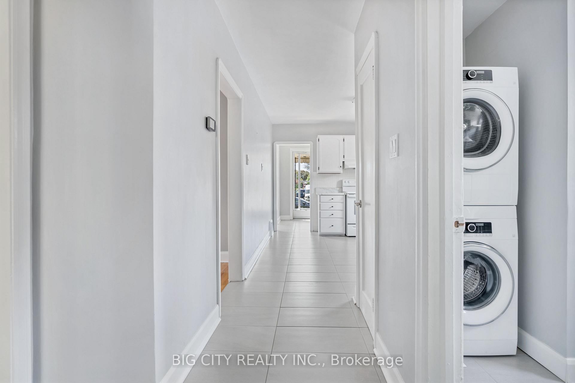 Photo 15 of Unit (Main), 516 Colborne Street, Oshawa, O'Neill — HOMEH