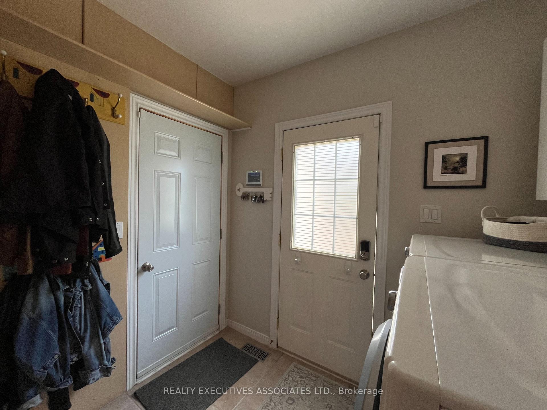 Photo 22 of 946 Snowbird Street, Oshawa, Northglen — HOMEH