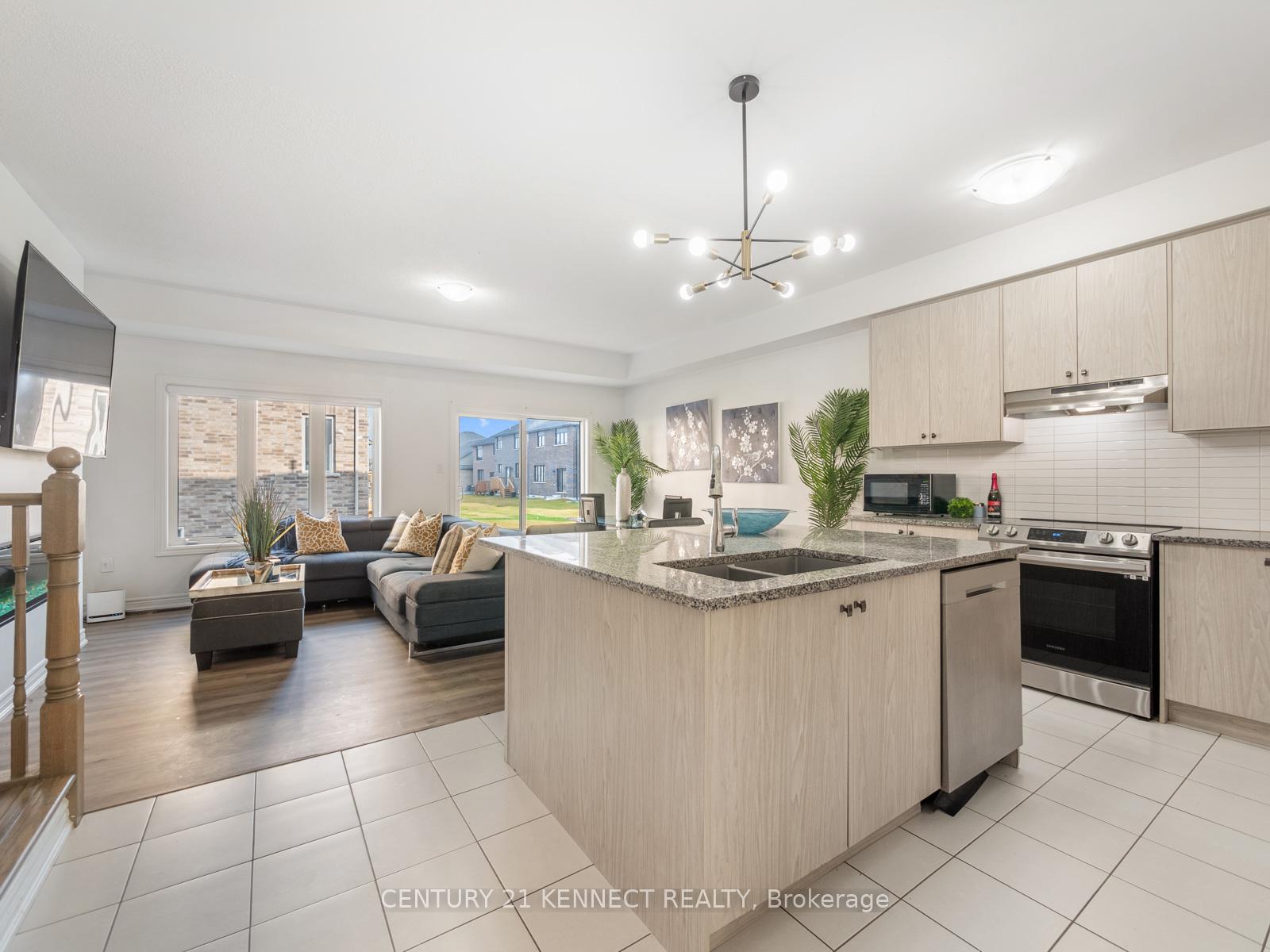 Photo 4 of 28 Admiral Road, Welland, Hwy 406/Welland — HOMEH
