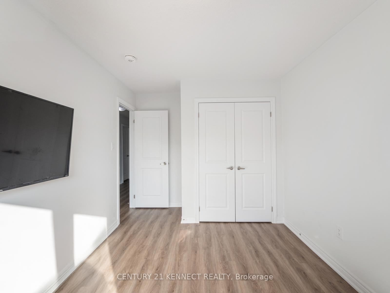 Photo 27 of 28 Admiral Road, Welland, Hwy 406/Welland — HOMEH