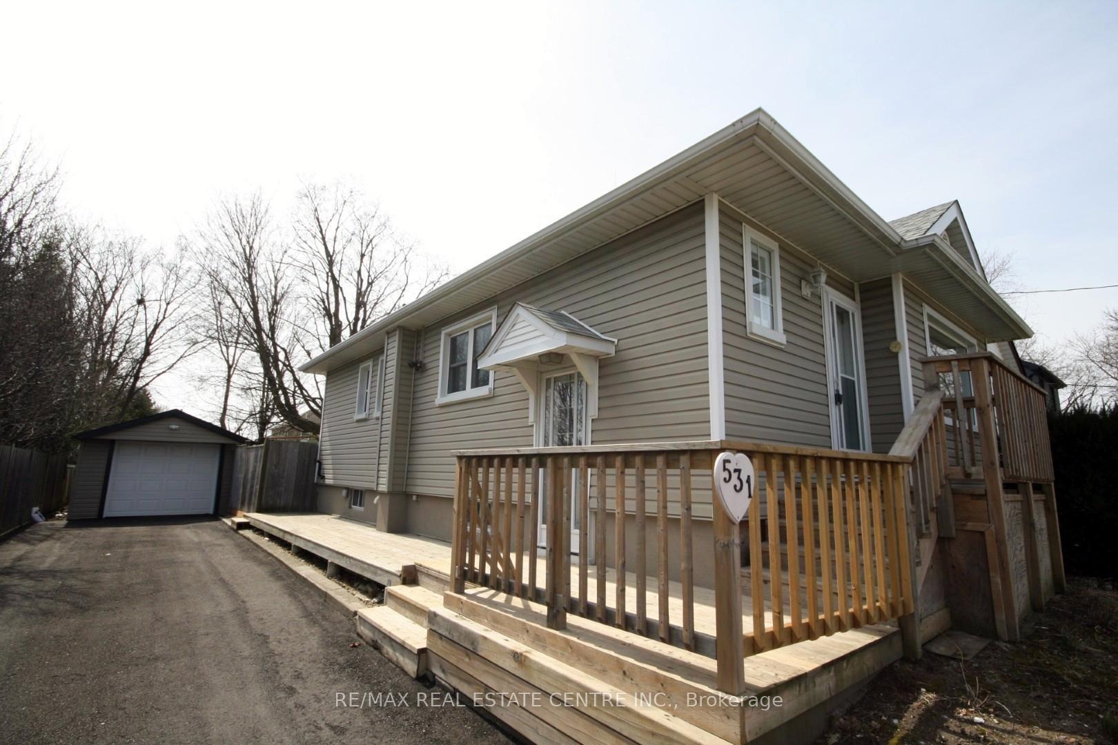 Photo 2 of 531 King Street E, Oshawa, Central — HOMEH