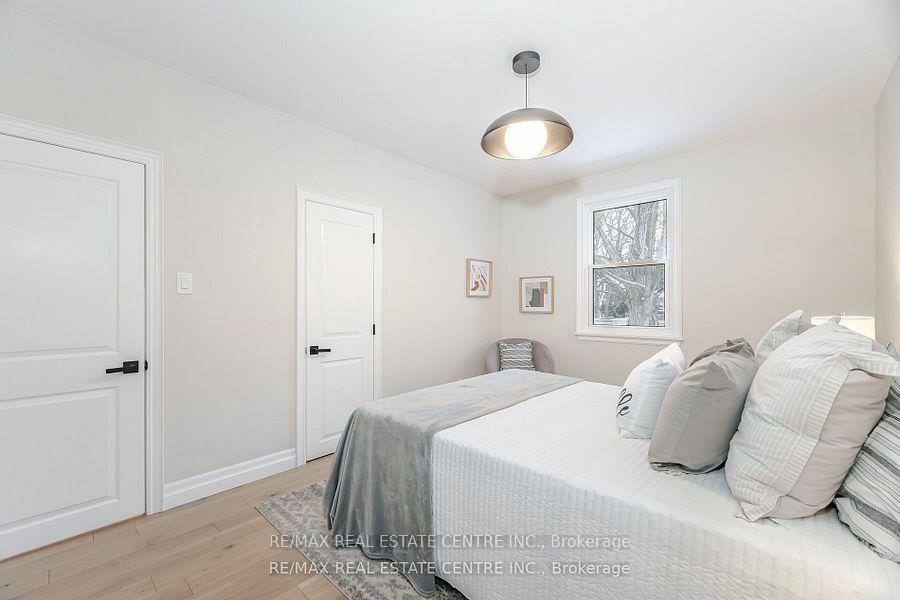 Photo 19 of 531 King Street E, Oshawa, Central — HOMEH