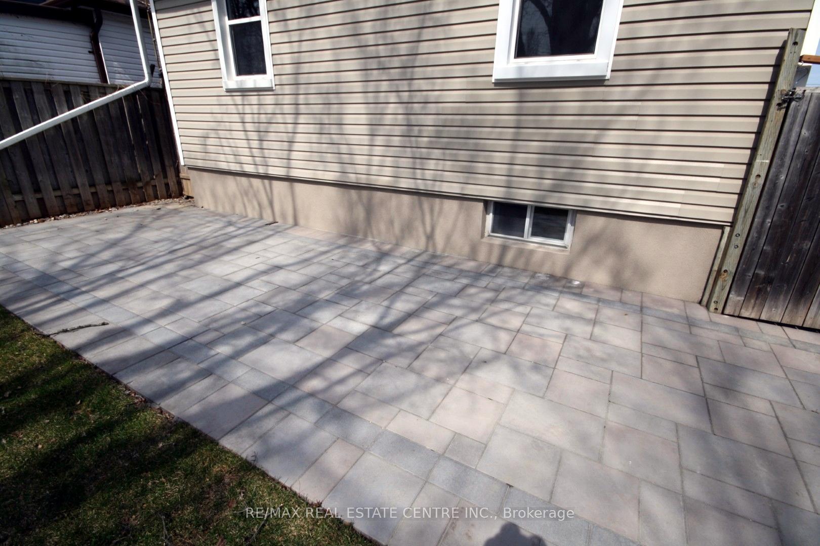 Photo 41 of 531 King Street E, Oshawa, Central — HOMEH