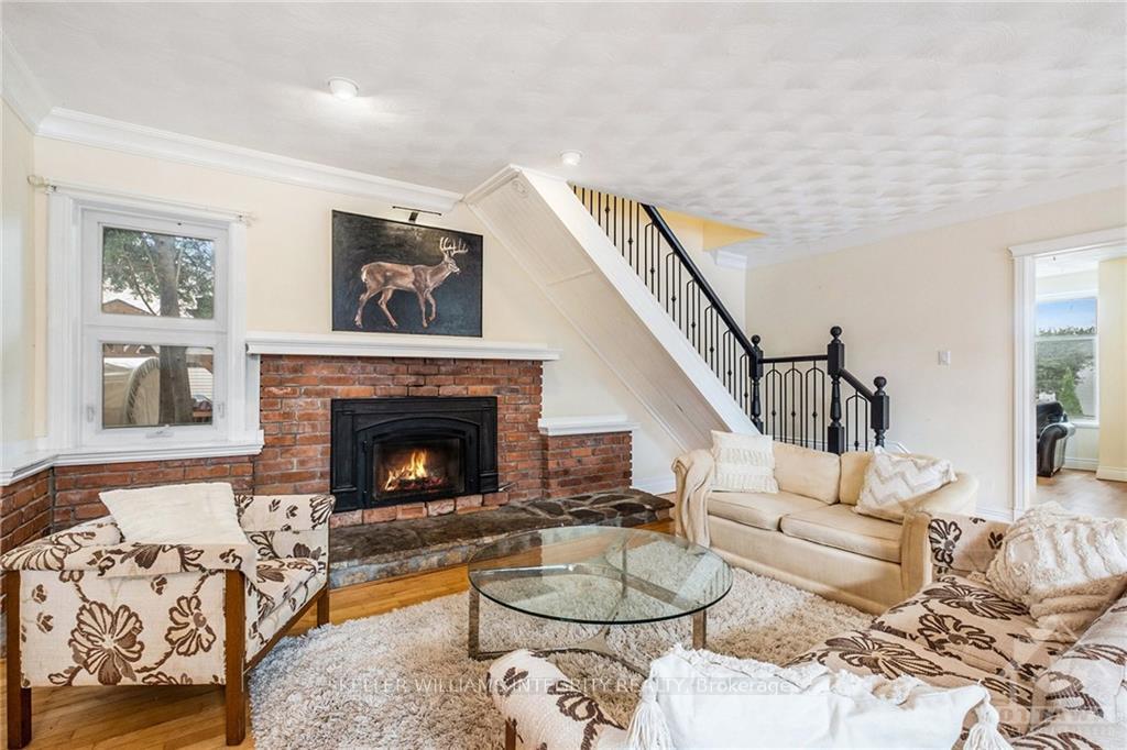 Photo 7 of 1820 Farwel Street, Ottawa, Vars Village — HOMEH