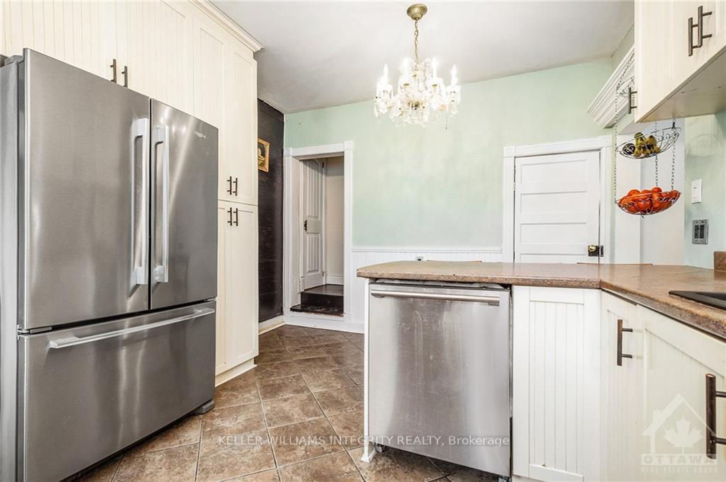 Photo 11 of 1820 Farwel Street, Ottawa, Vars Village — HOMEH