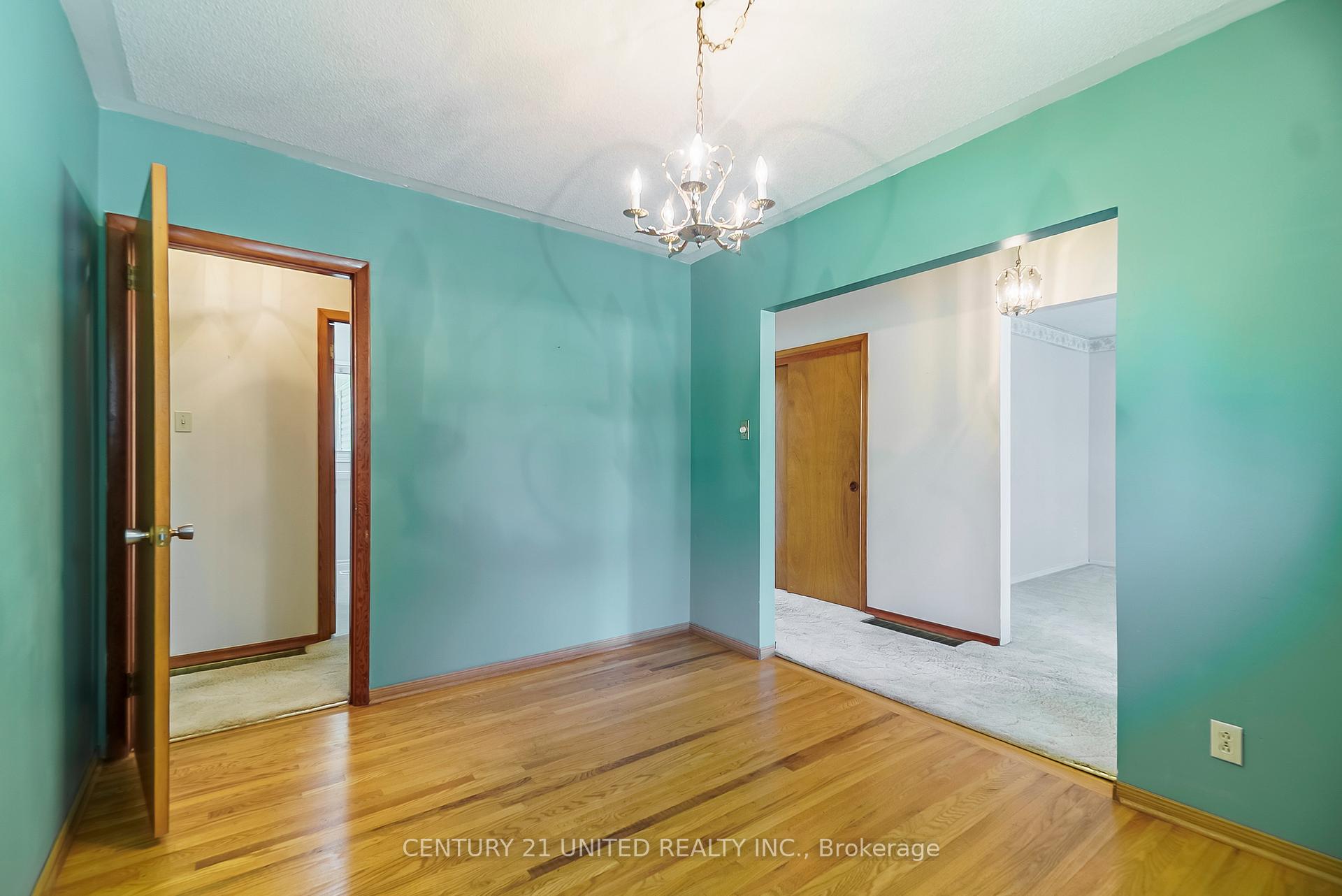 Photo 7 of 1246 Franklin Drive, Peterborough, Northcrest Ward 5 — HOMEH