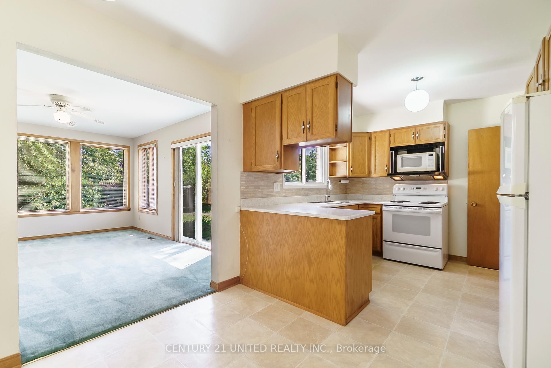 Photo 9 of 1246 Franklin Drive, Peterborough, Northcrest Ward 5 — HOMEH