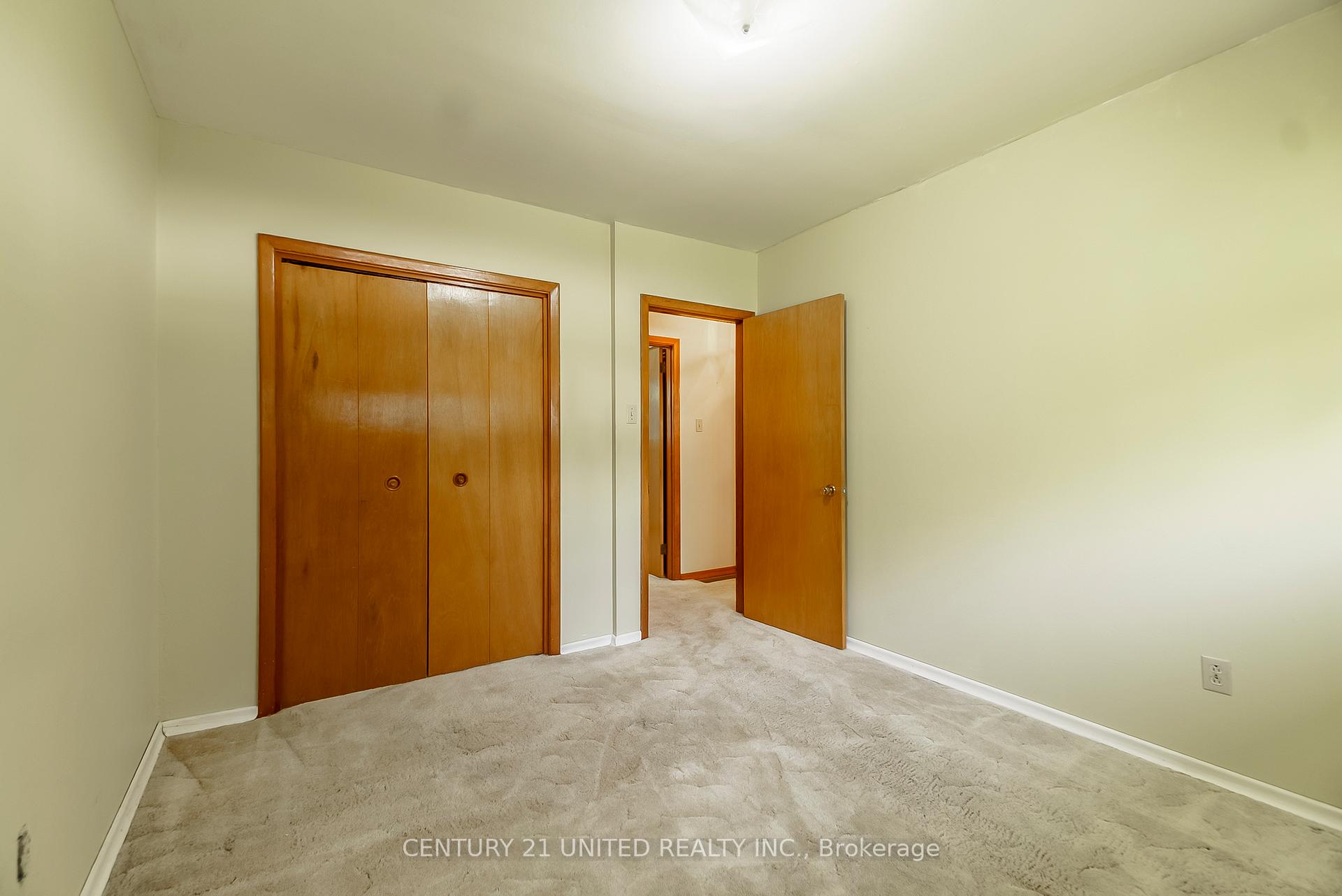 Photo 14 of 1246 Franklin Drive, Peterborough, Northcrest Ward 5 — HOMEH