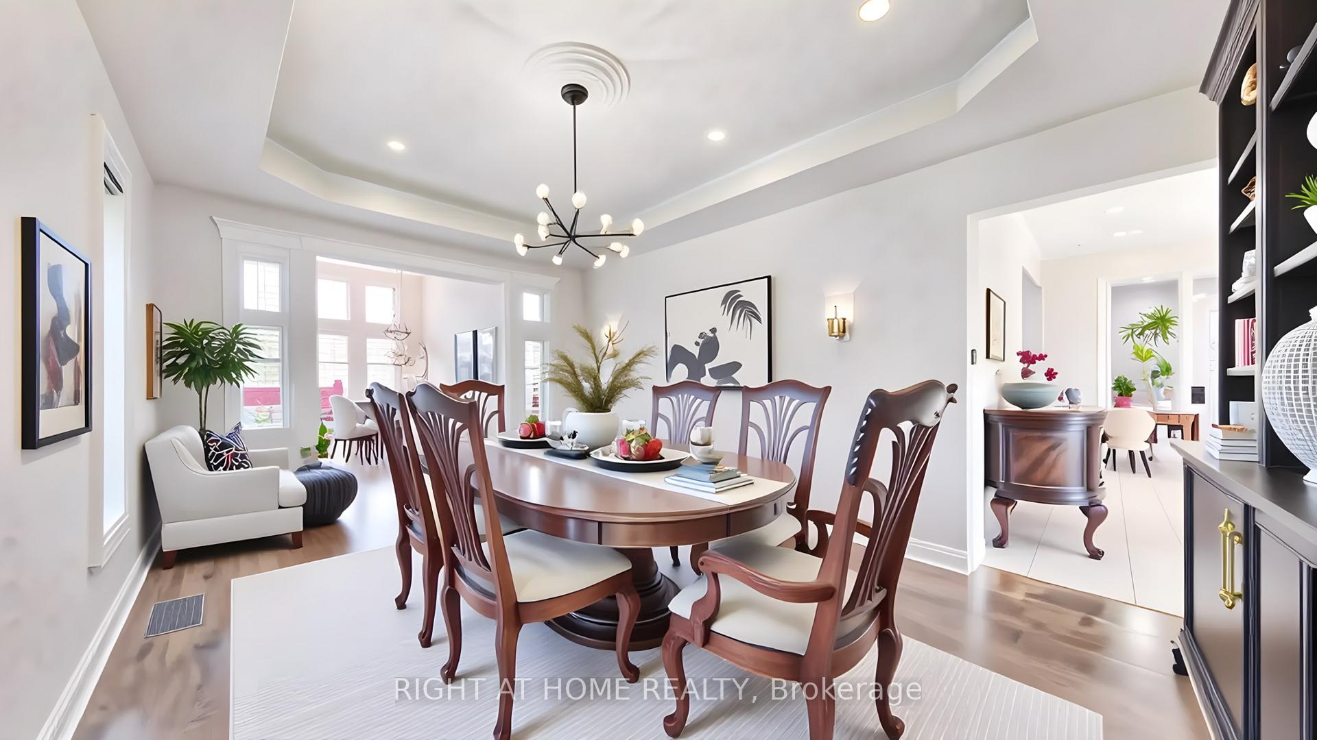 Photo 12 of 28 Babak Boulevard, Vaughan, East Woodbridge — HOMEH