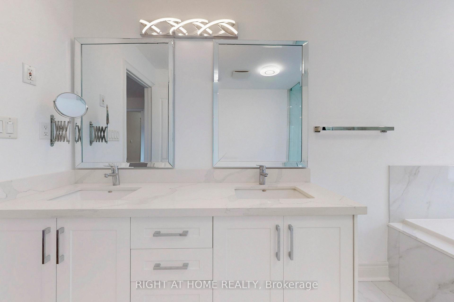 Photo 23 of 28 Babak Boulevard, Vaughan, East Woodbridge — HOMEH