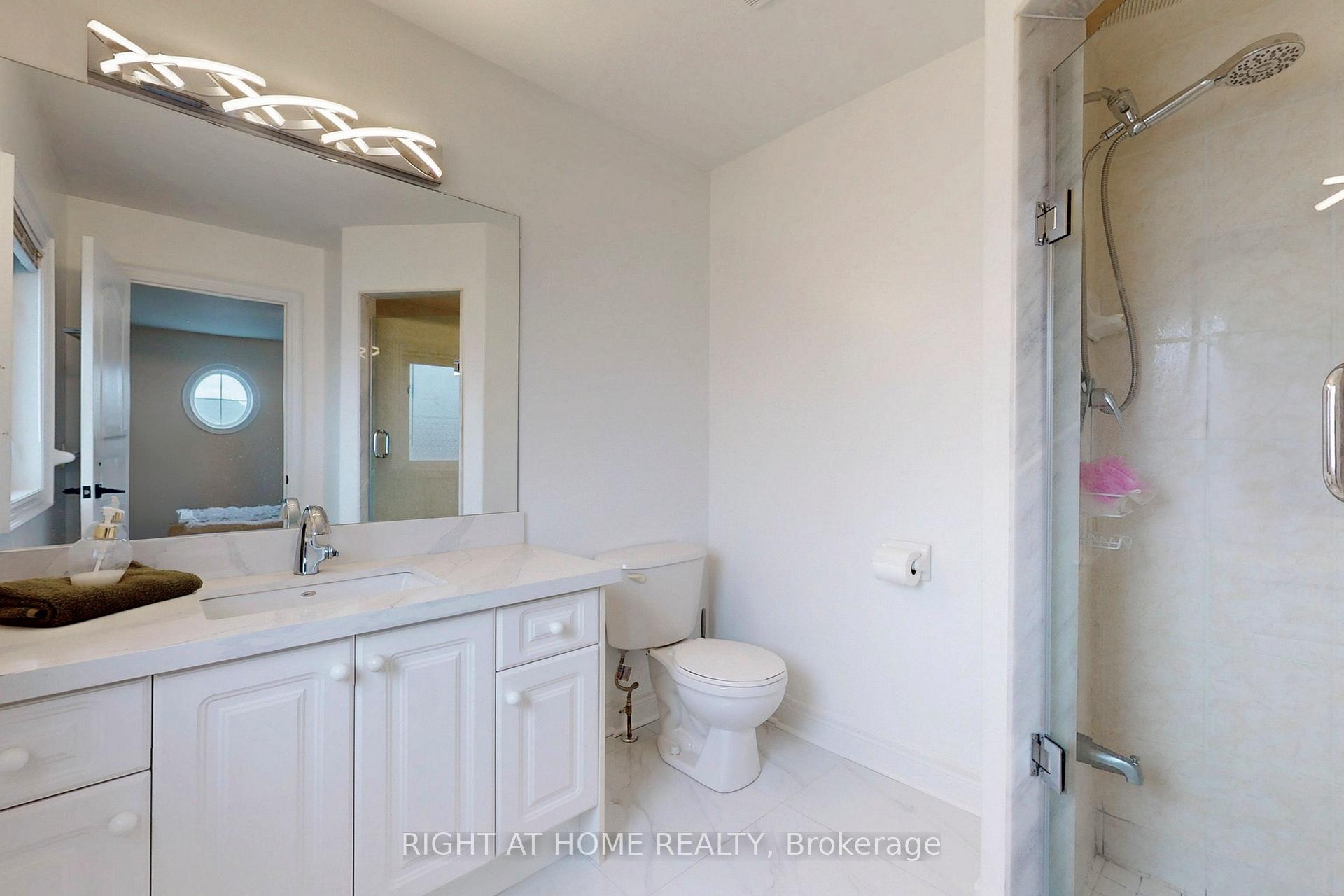 Photo 29 of 28 Babak Boulevard, Vaughan, East Woodbridge — HOMEH