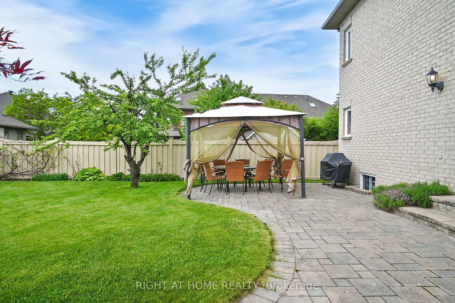 Photo 39 of 28 Babak Boulevard, Vaughan, East Woodbridge — HOMEH