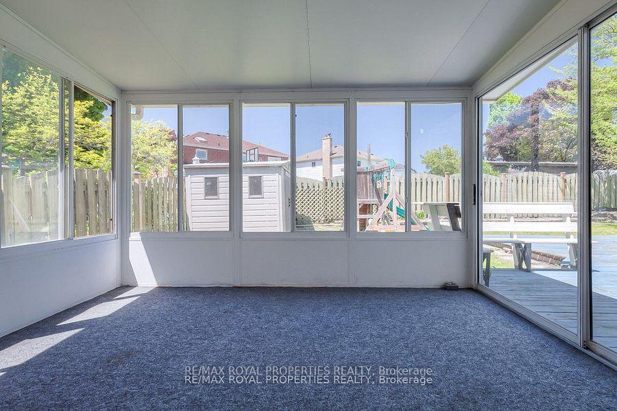 Photo 16 of 820 Grandview Street N, Oshawa, Pinecrest — HOMEH