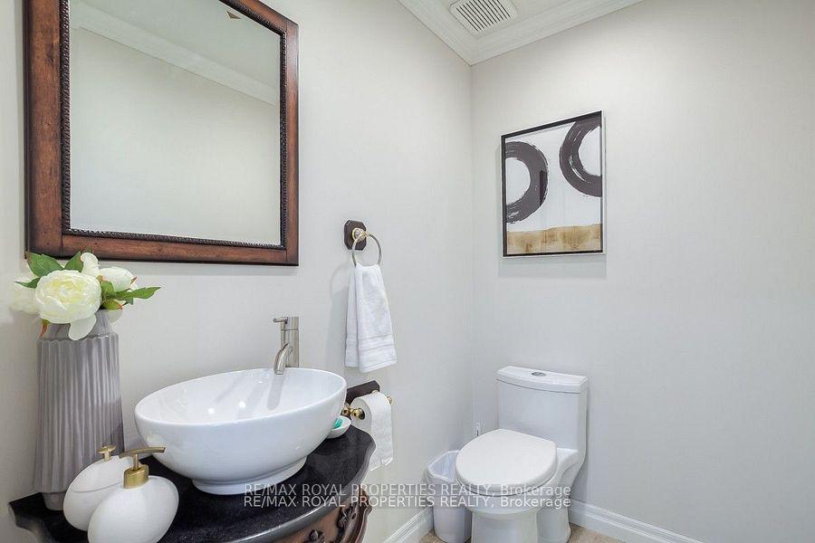 Photo 31 of 820 Grandview Street N, Oshawa, Pinecrest — HOMEH