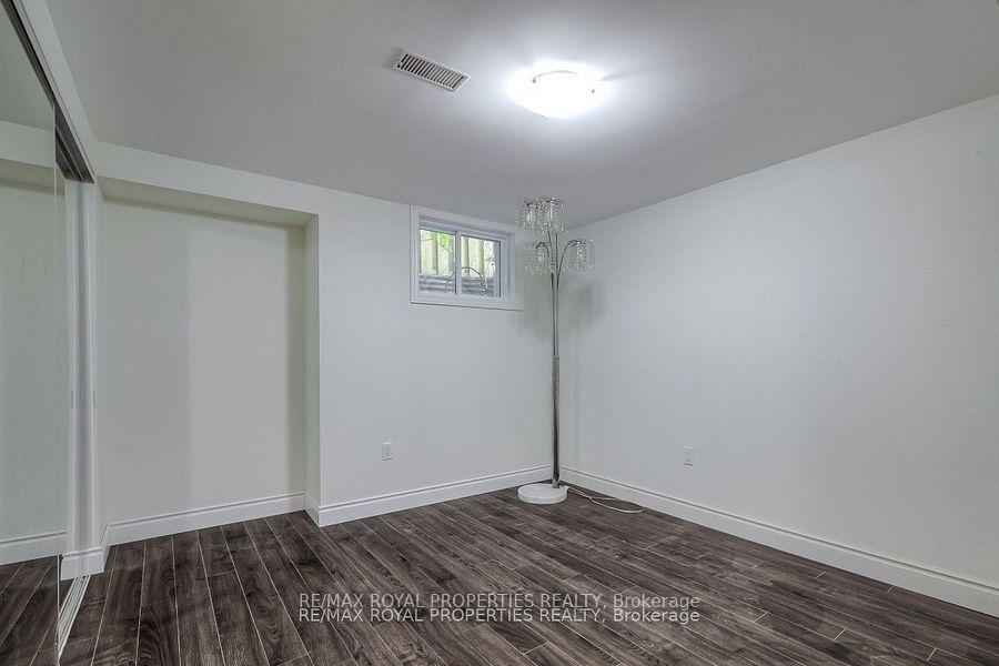 Photo 36 of 820 Grandview Street N, Oshawa, Pinecrest — HOMEH