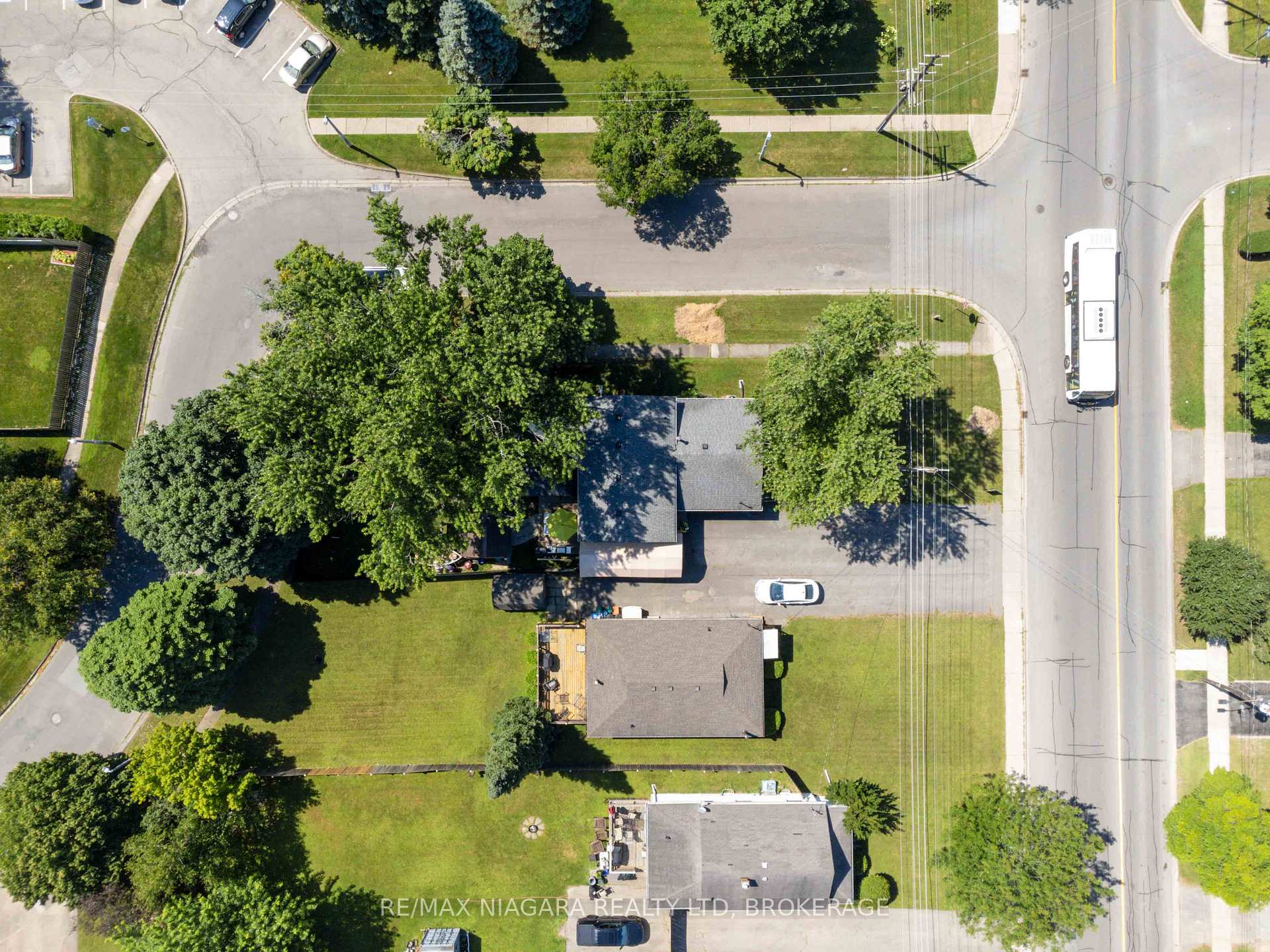 Photo 36 of 262 First Avenue, Welland, N. Welland — HOMEH