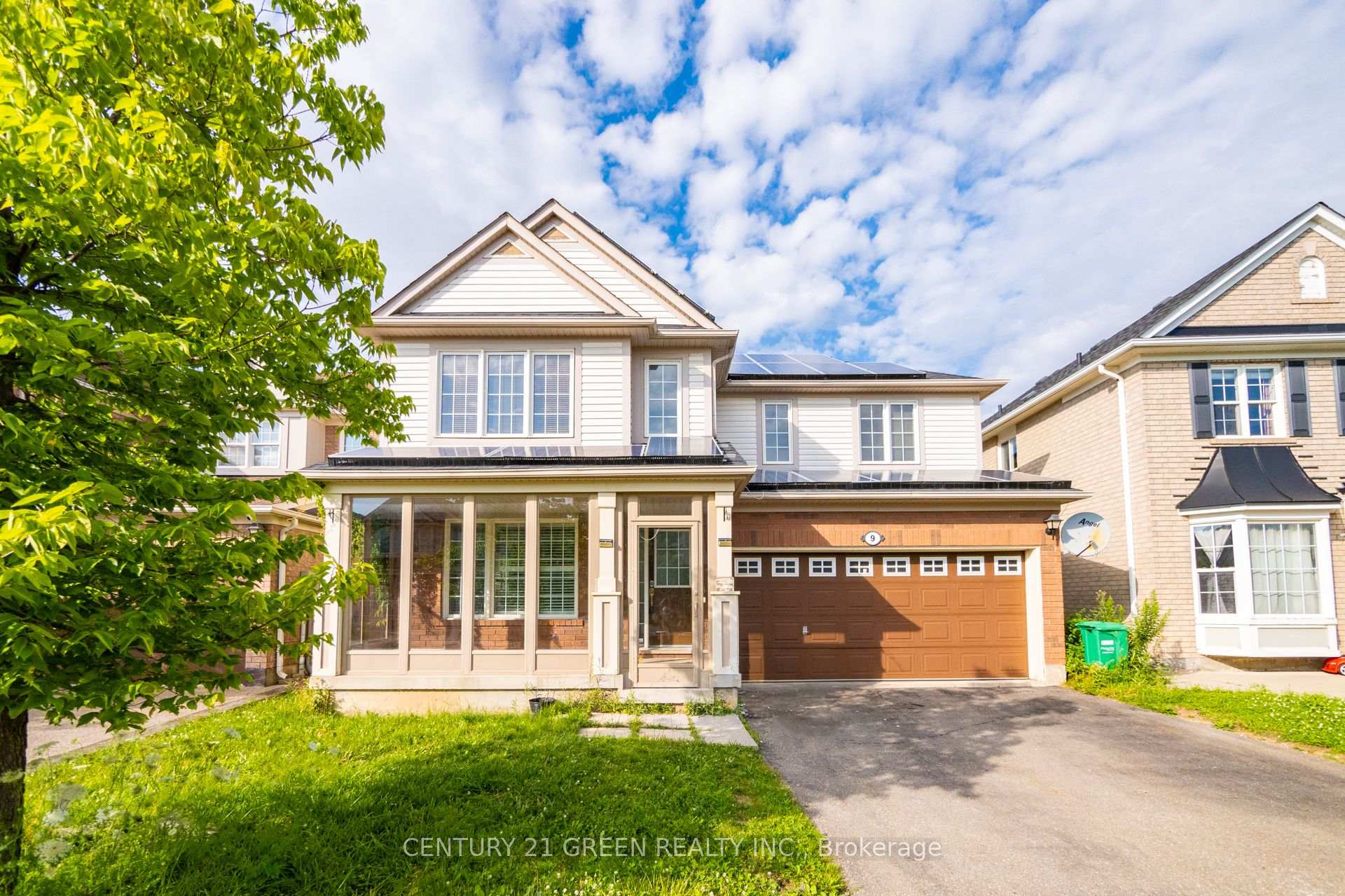 Photo 4 of 9 Mortimer Drive, Brampton, Fletcher's Meadow — HOMEH