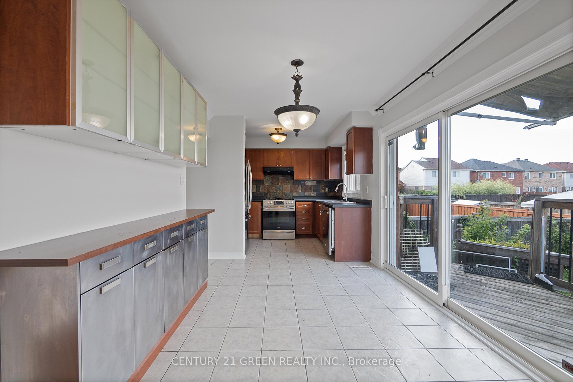 Photo 38 of 9 Mortimer Drive, Brampton, Fletcher's Meadow — HOMEH