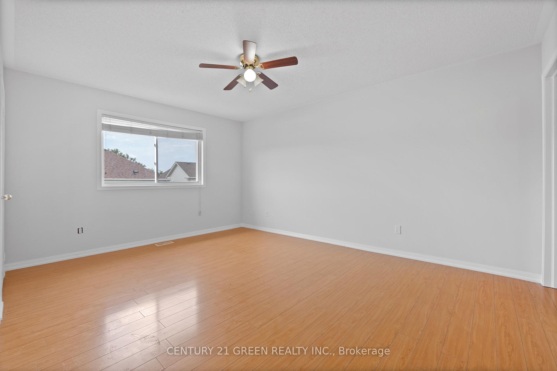 Photo 19 of 9 Mortimer Drive, Brampton, Fletcher's Meadow — HOMEH