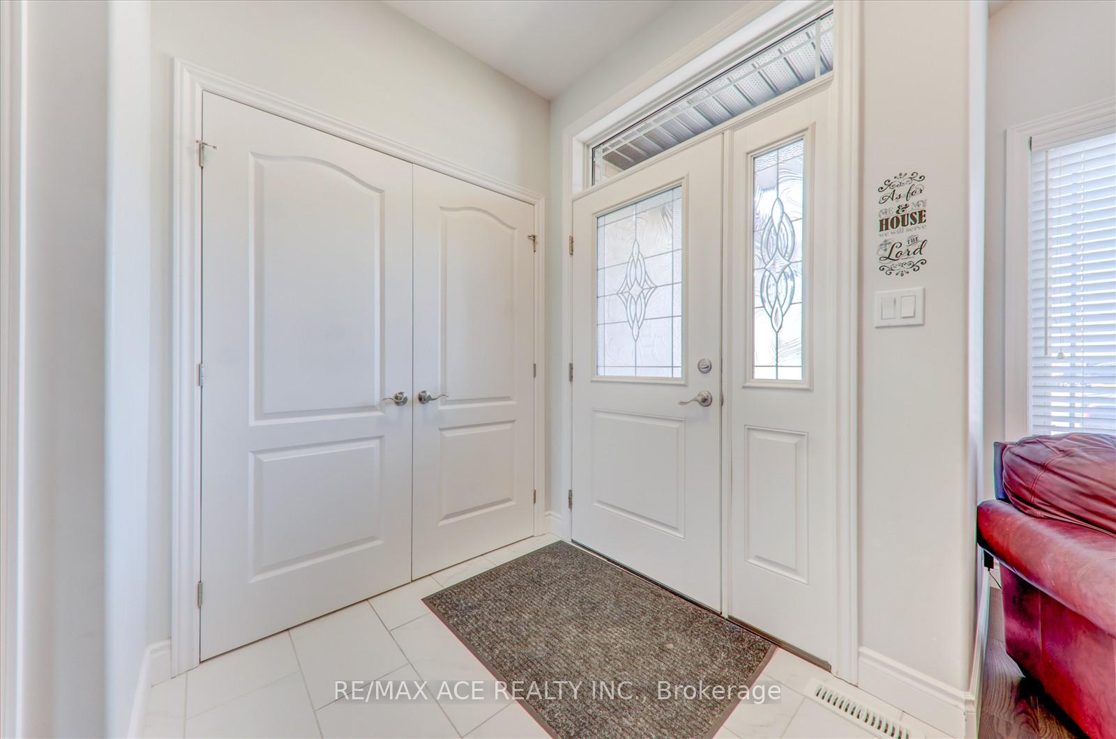 Photo 5 of 49 Covington Crescent, Belleville, Thurlow Ward — HOMEH