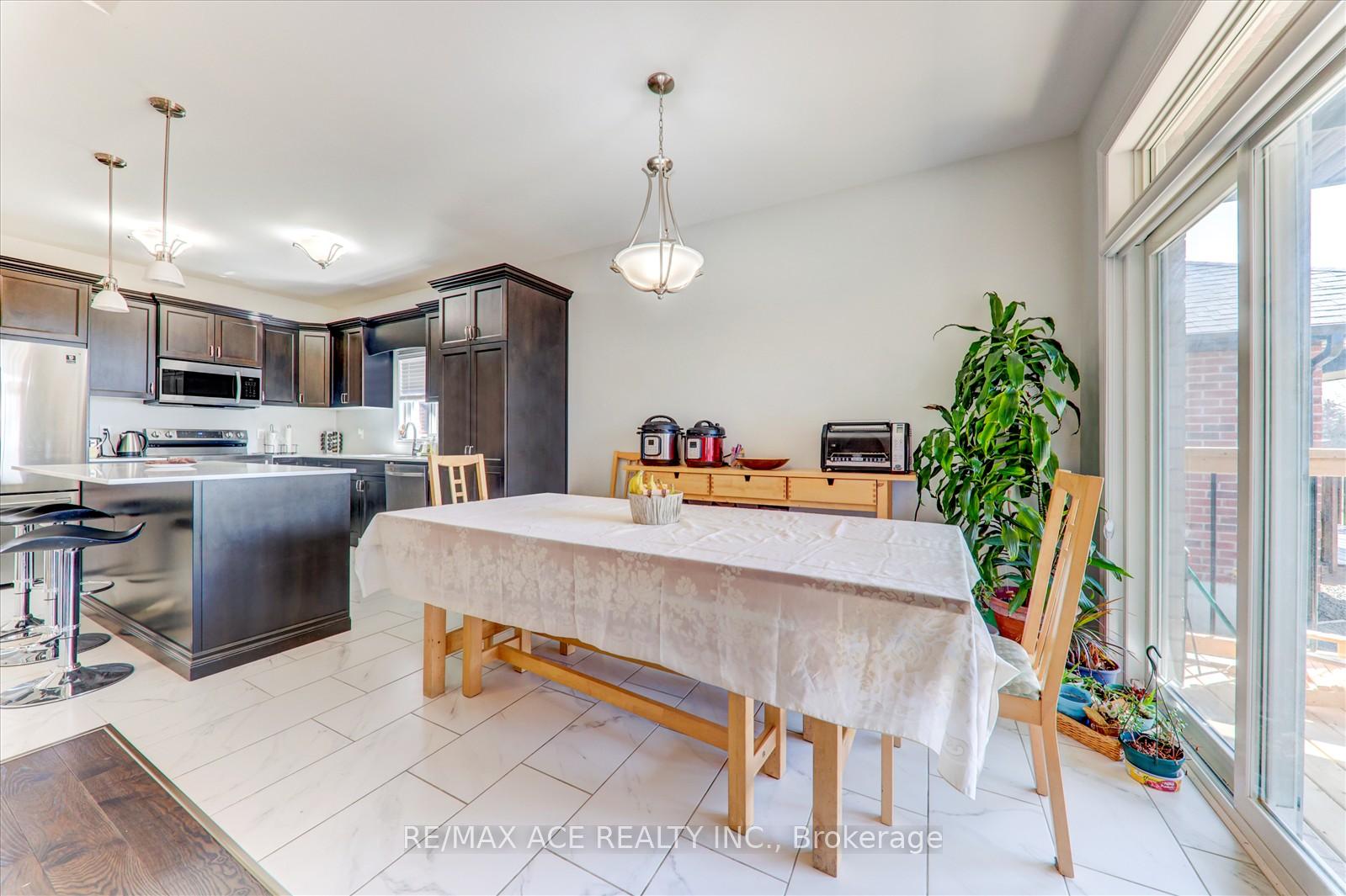 Photo 12 of 49 Covington Crescent, Belleville, Thurlow Ward — HOMEH