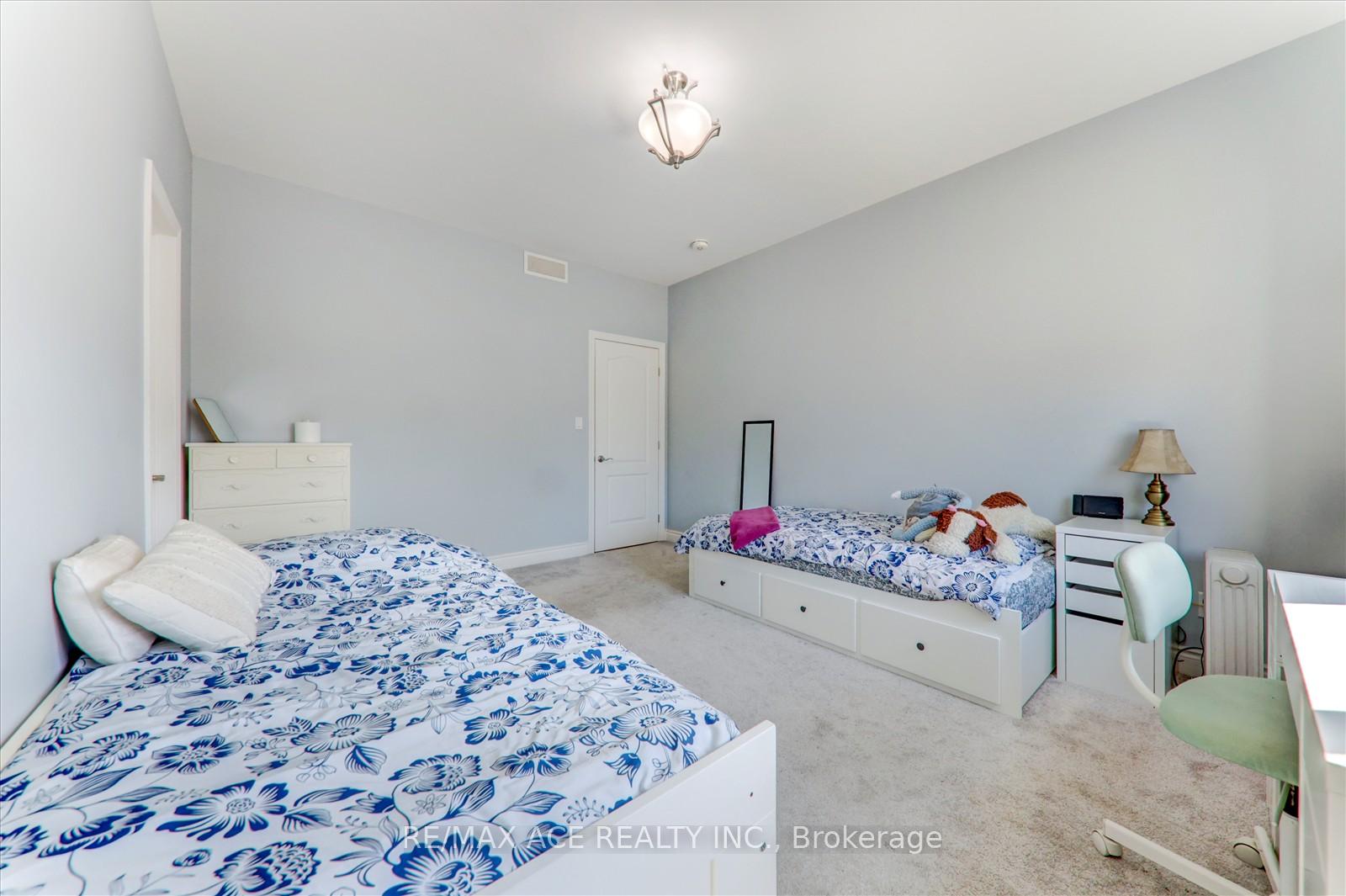 Photo 15 of 49 Covington Crescent, Belleville, Thurlow Ward — HOMEH