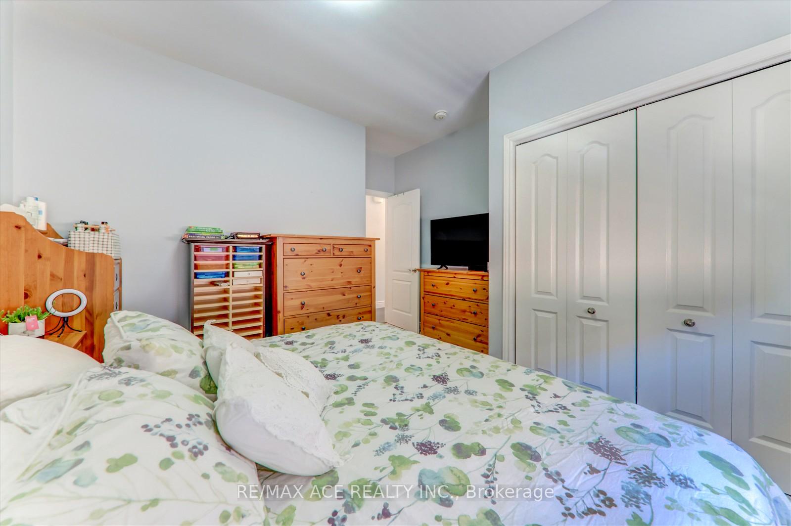 Photo 19 of 49 Covington Crescent, Belleville, Thurlow Ward — HOMEH