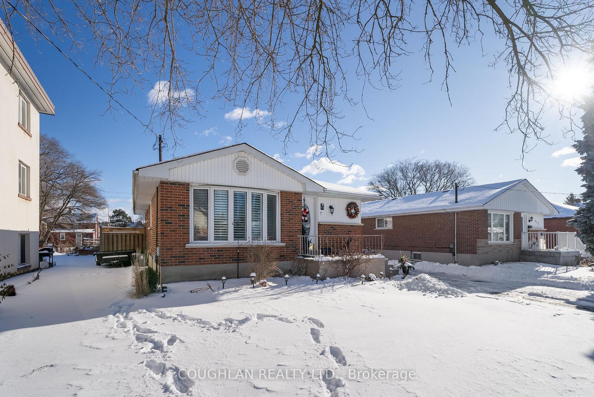 Front of 925 Byron Street N