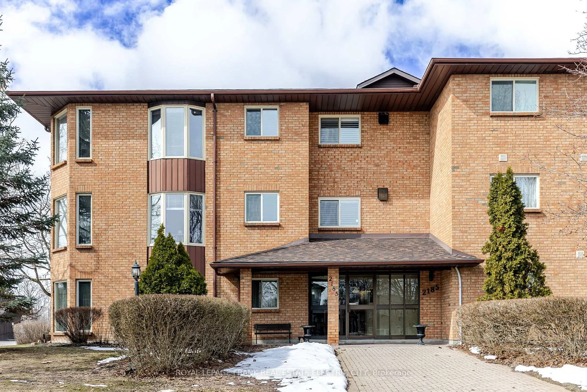 Photo 1 of Unit 203, 2185 Walker Avenue, Peterborough, Ashburnham Ward 4 — HOMEH