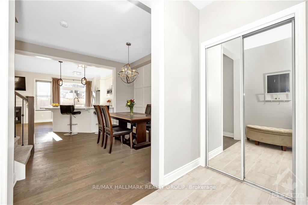 Photo 5 of 246 Willow Aster Circle, Ottawa, Avalon West — HOMEH