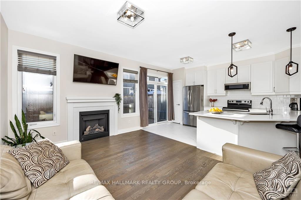 Photo 10 of 246 Willow Aster Circle, Ottawa, Avalon West — HOMEH