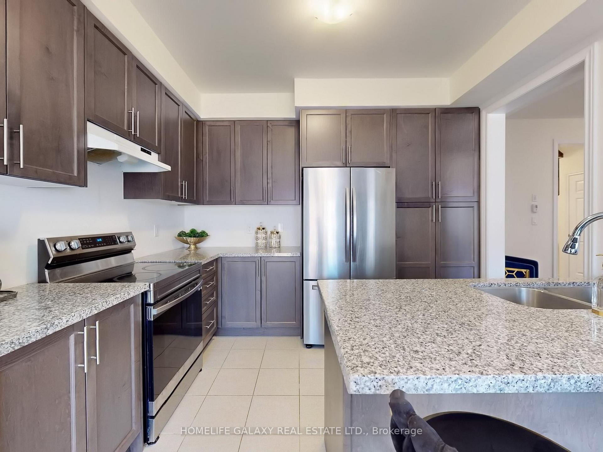 Photo 15 of 205 Doug Finney Street, Oshawa, Eastdale — HOMEH