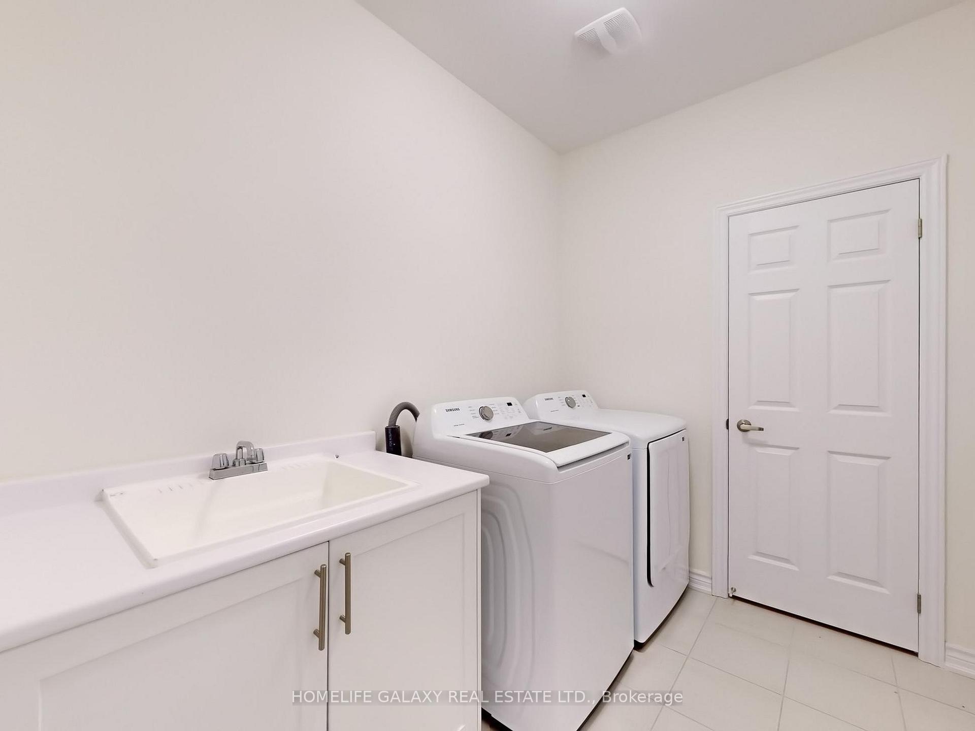 Photo 21 of 205 Doug Finney Street, Oshawa, Eastdale — HOMEH