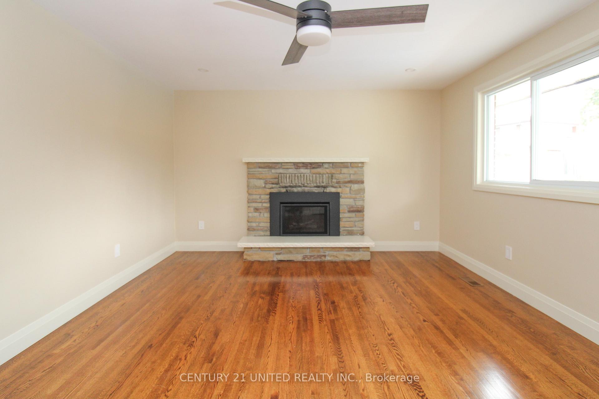 Photo 16 of 594 Saugeen Crescent, Peterborough, Ashburnham Ward 4 — HOMEH