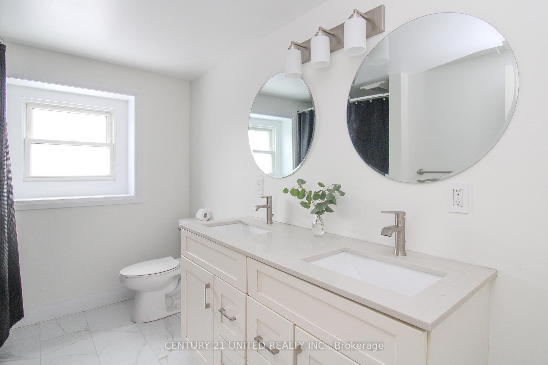 Photo 25 of 594 Saugeen Crescent, Peterborough, Ashburnham Ward 4 — HOMEH