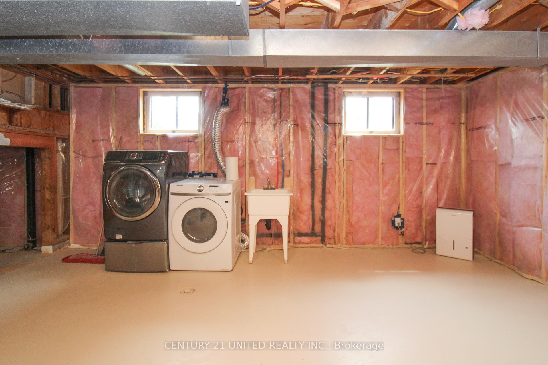 Photo 27 of 594 Saugeen Crescent, Peterborough, Ashburnham Ward 4 — HOMEH