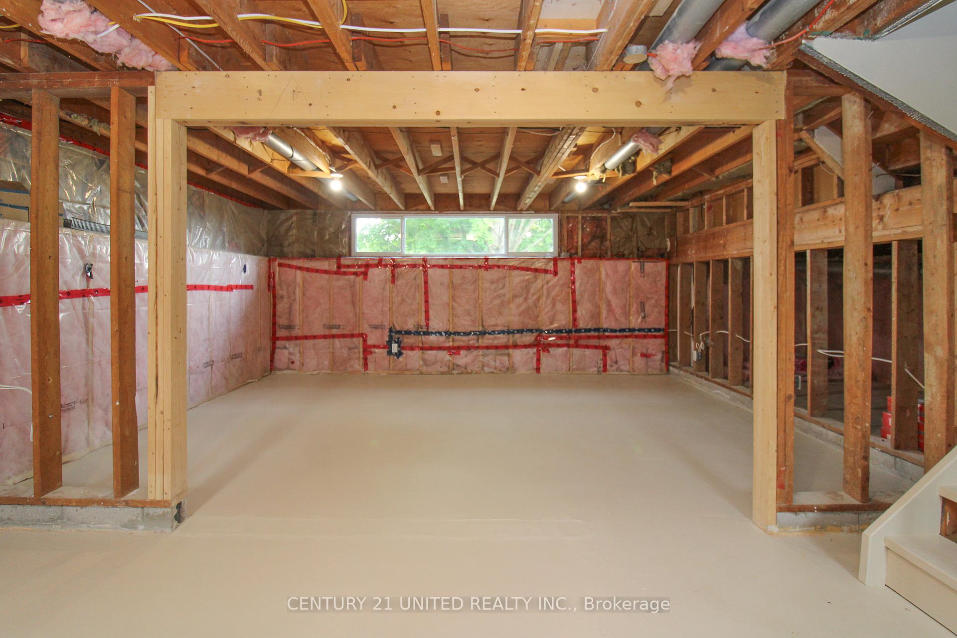 Photo 28 of 594 Saugeen Crescent, Peterborough, Ashburnham Ward 4 — HOMEH