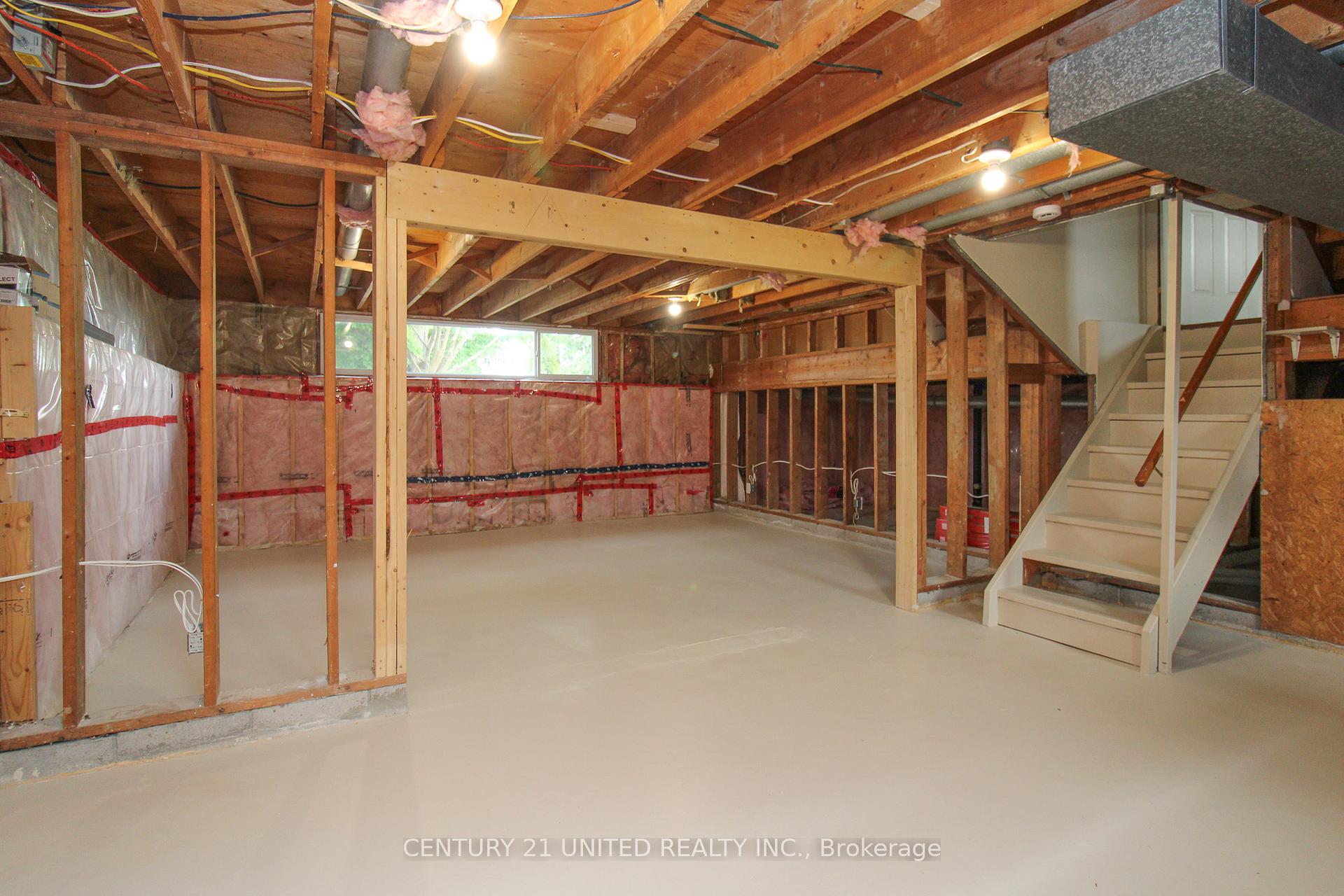 Photo 29 of 594 Saugeen Crescent, Peterborough, Ashburnham Ward 4 — HOMEH