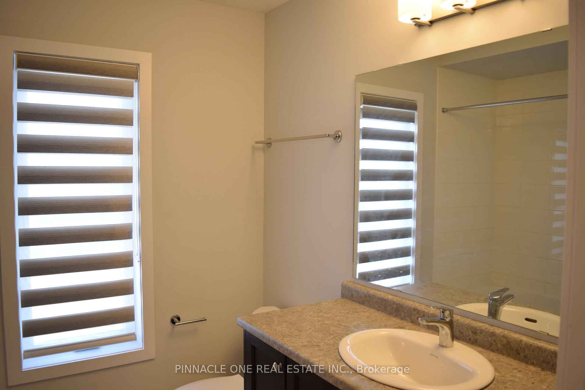 Photo 17 of 1060 Thompson Drive, Oshawa, Kedron — HOMEH