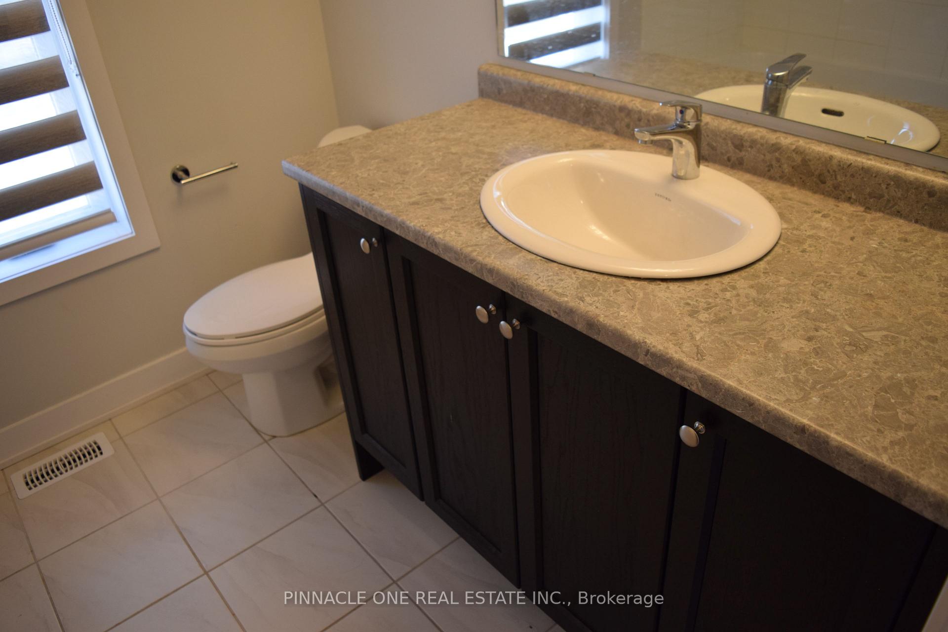 Photo 18 of 1060 Thompson Drive, Oshawa, Kedron — HOMEH