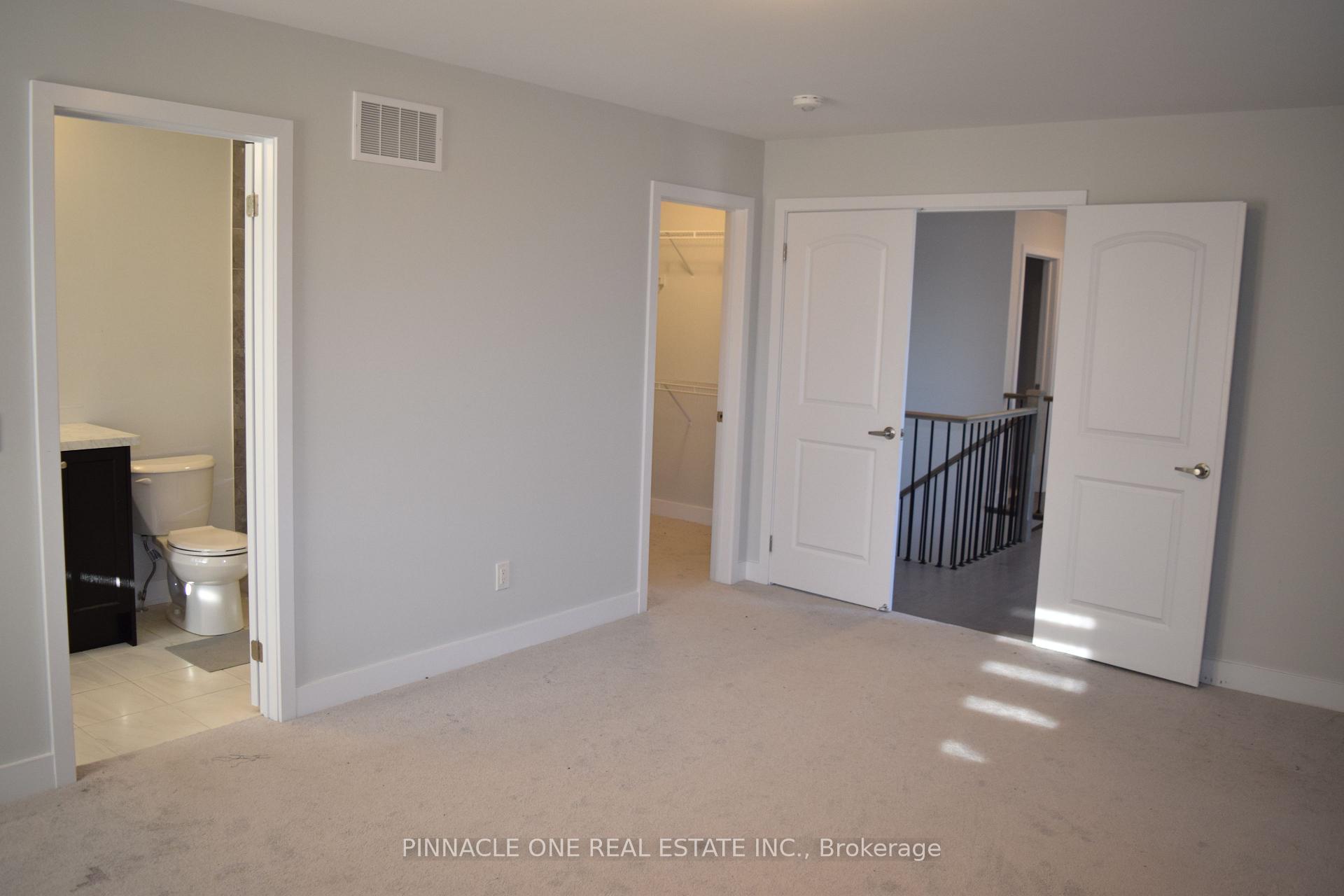 Photo 20 of 1060 Thompson Drive, Oshawa, Kedron — HOMEH