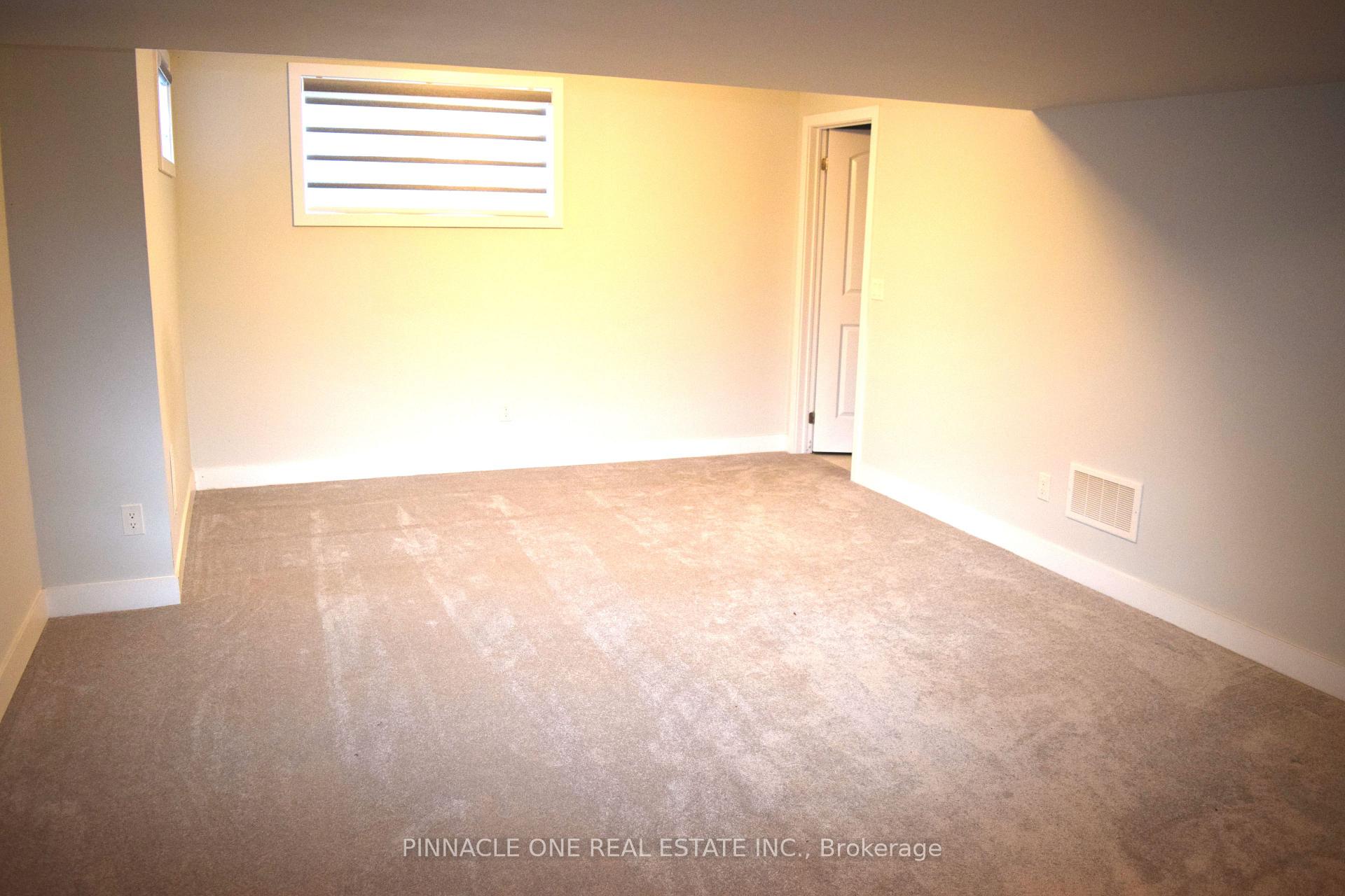 Photo 23 of 1060 Thompson Drive, Oshawa, Kedron — HOMEH