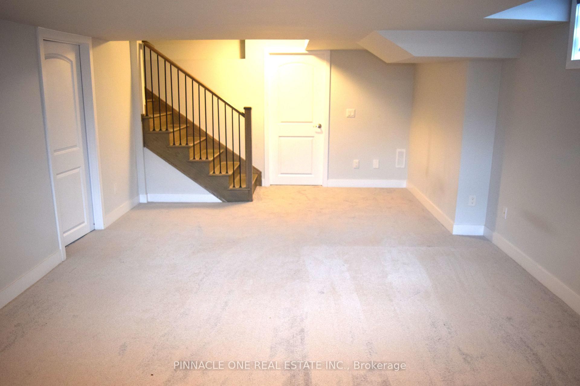 Photo 24 of 1060 Thompson Drive, Oshawa, Kedron — HOMEH