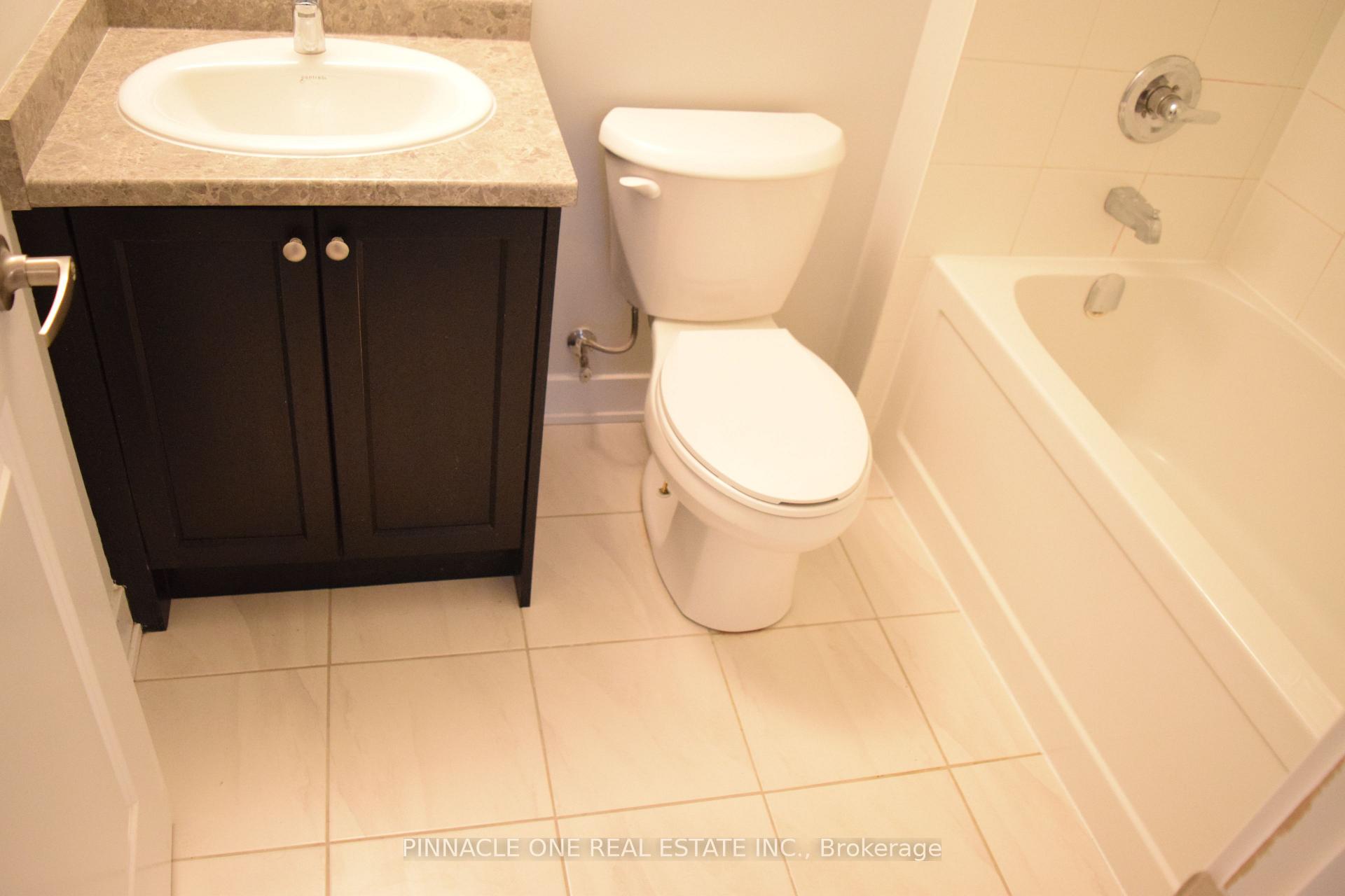 Photo 26 of 1060 Thompson Drive, Oshawa, Kedron — HOMEH