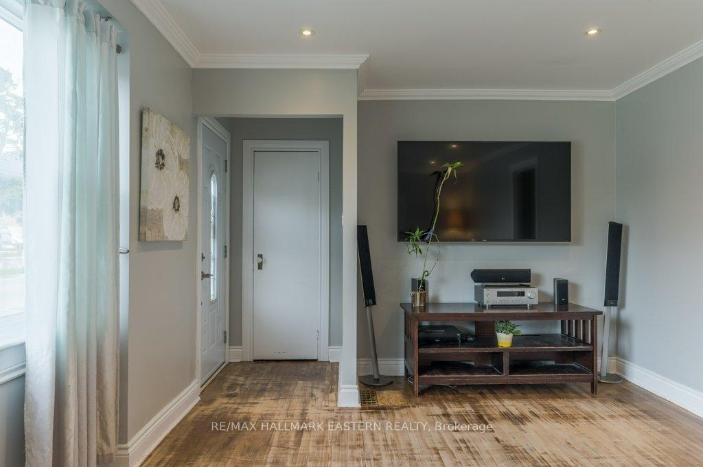 Photo 9 of 677 Armour Road, Peterborough, Ashburnham Ward 4 — HOMEH