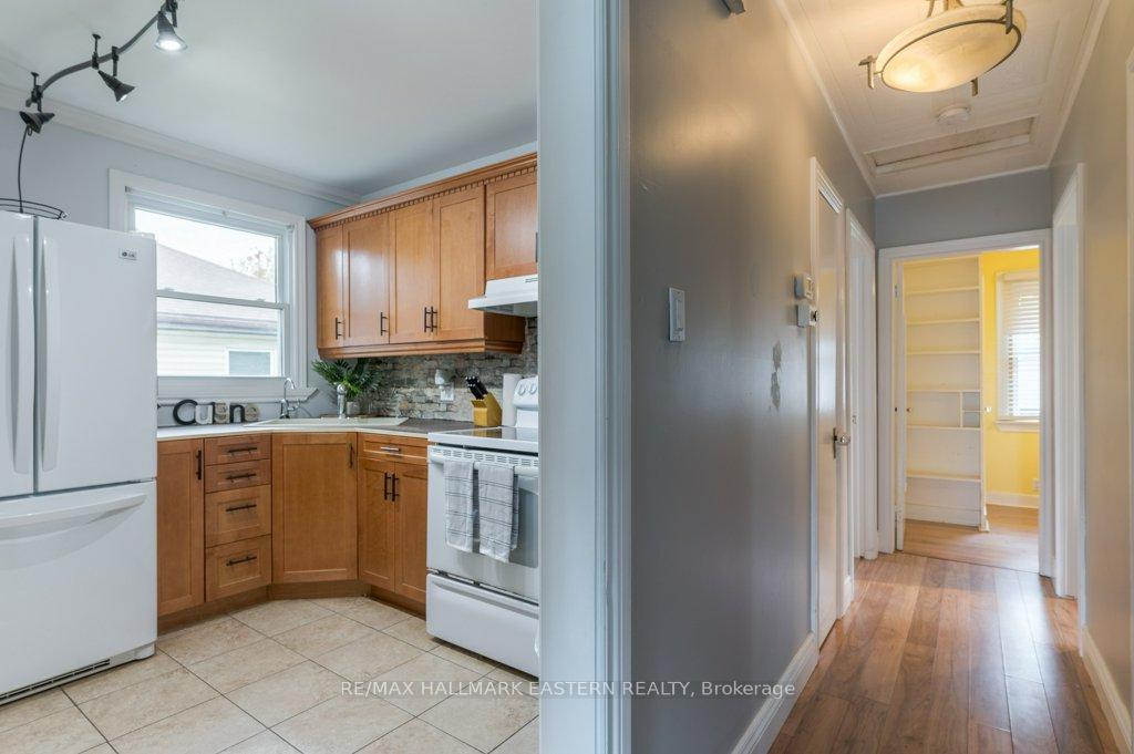 Photo 19 of 677 Armour Road, Peterborough, Ashburnham Ward 4 — HOMEH