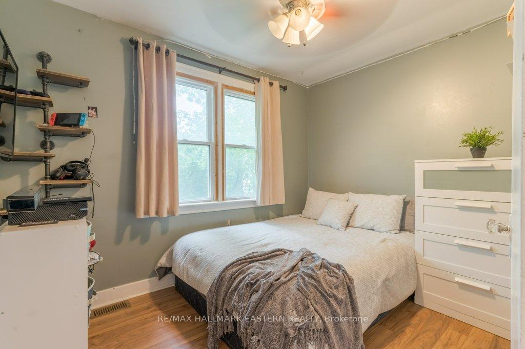 Photo 27 of 677 Armour Road, Peterborough, Ashburnham Ward 4 — HOMEH