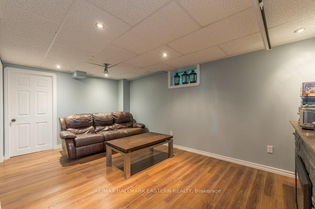 Photo 33 of 677 Armour Road, Peterborough, Ashburnham Ward 4 — HOMEH